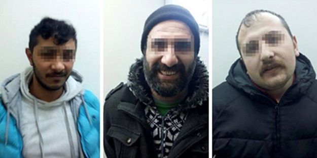 Pişkinliğin böylesi! Gülerek poz verdi