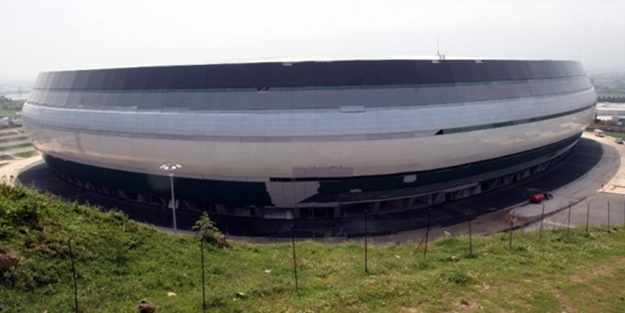 Pişmaniye görünümlü stadyumda sona gelindi!