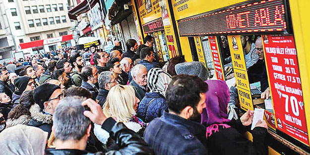 Piyango vurdu hayatları karardı