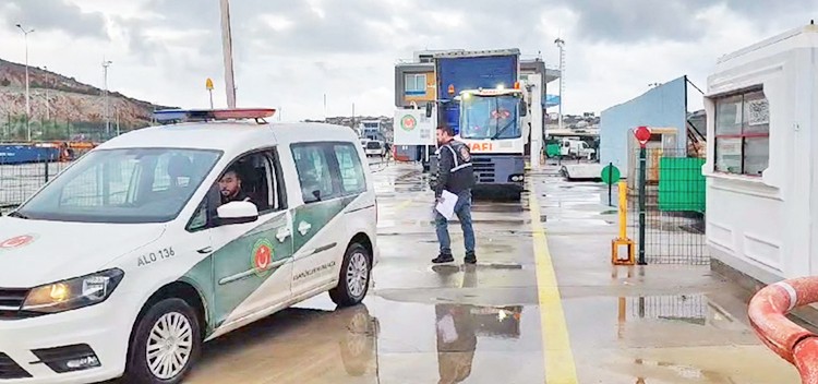Piyasa değeri milyonlarca lira: 1 milyon paket ele geçirildi