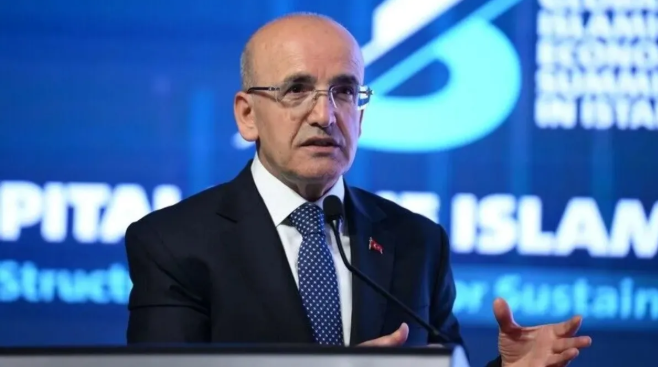 Piyasalardaki sert hareketlilik sonrası kritik zirve! Şimşek kurmaylarını topladı