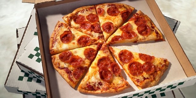 Pizza devinden şok karar! 94 şube birden kapatıyor