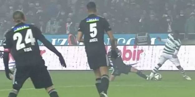 Pjanic'e yapılan faule büyük tepki