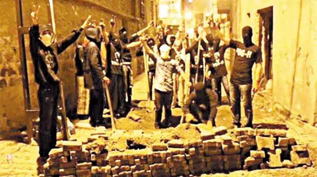 PKK Cizre'de başaramadığını Sur'da deniyor