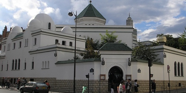 PKK Fransa'da bir camiyi hedef aldı