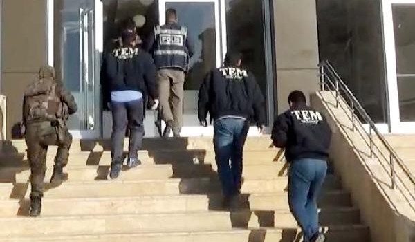 PKK operasyonu: DBP İl Eş Başkanına gözaltı