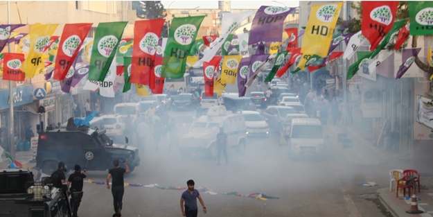 PKK paçavrasından isyan çağrısı! Sokakları karıştıracaklar