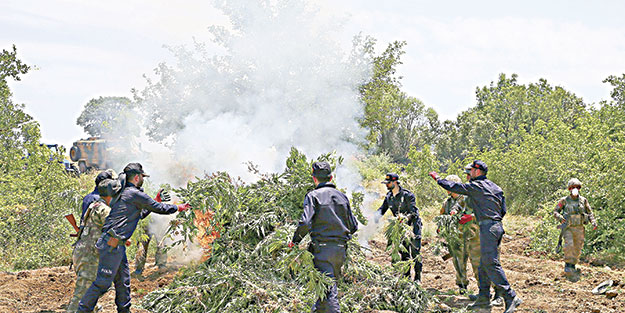 PKK paraları yanıyor