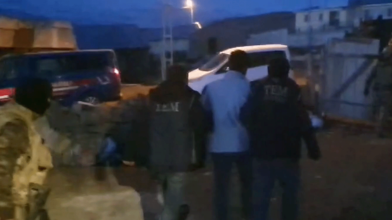 PKK yanlıları evlerinden alındı