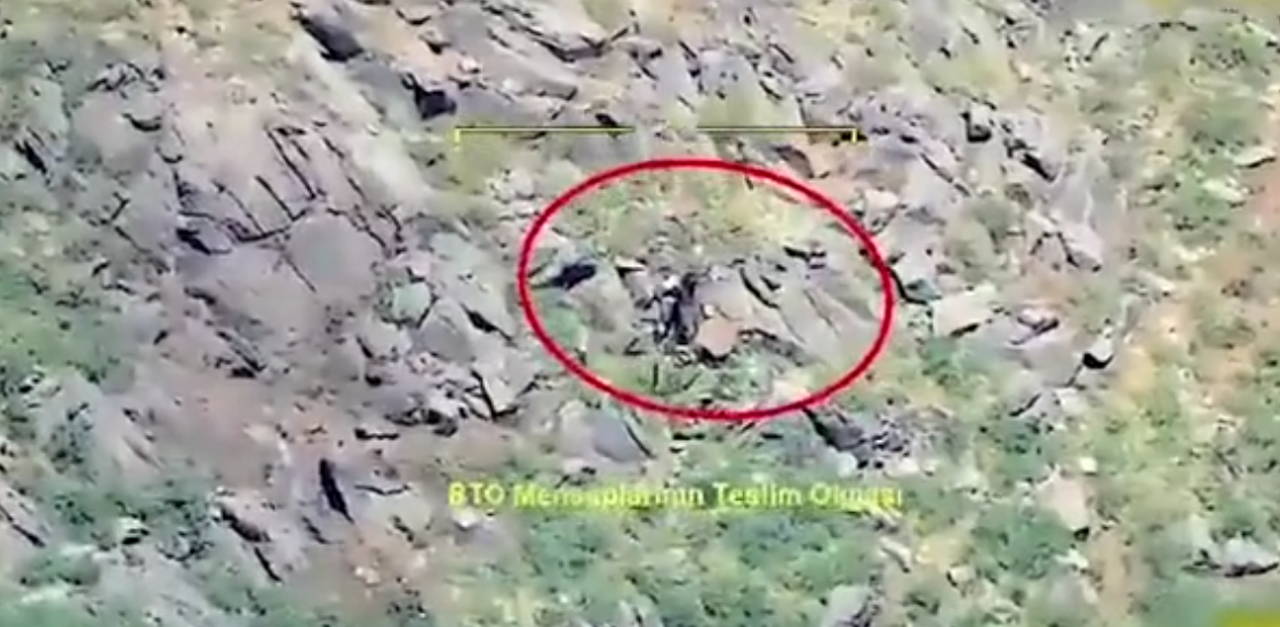 PKK’dan beyaz bayraklı son