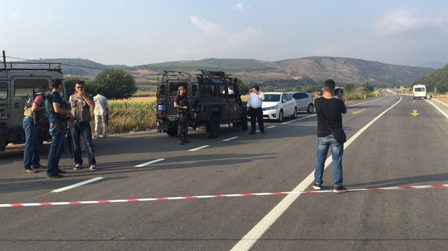 PKK'lı alçaklardan polis aracına saldırı