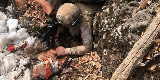 PKK'lı hainlerin inleri imha edildi
