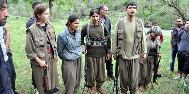 PKK'lı komutanlar Esed'le görüşmek için Şam'da