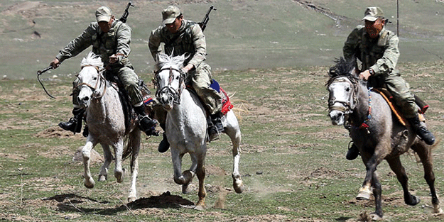 PKK'lı teröristler bu köye giremiyor