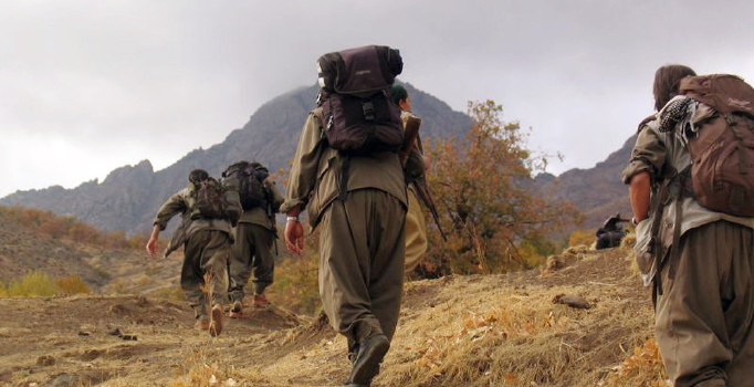 PKK'lı teröristlerle çatışma: 3 terörist öldürüldü