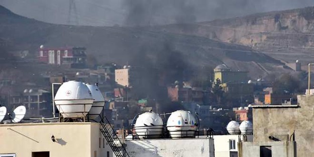 PKK'lılar, kargo aracının sürücüsünü öldürdü