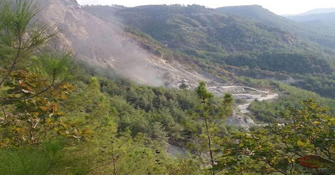 PKK'lılar taş ocağına saldırdı, çatışma devam ediyor