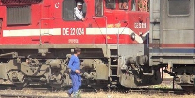 PKK'lılar TCDD personeline ateş açtı!