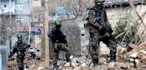 Teröristlerin hücre evlerine nokta operasyonu