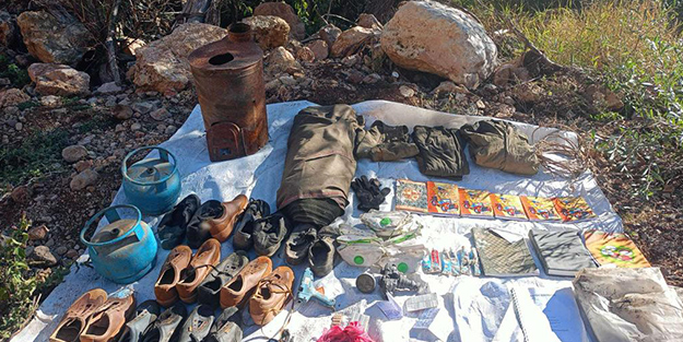 PKK'nın inlerine girildi! 2 sığınak imha edildi