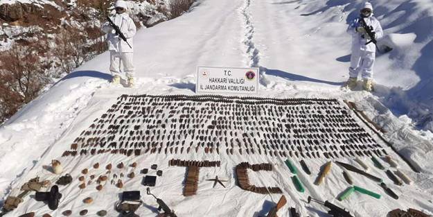 PKK'ya büyük darbe! Çok sayıda mühimmat ele geçirildi