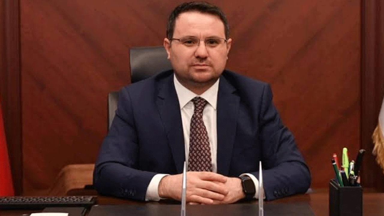 PKK’ya sahip çıktı Başsavcıyı hedef gösterdi! Özgür Özel’in "Cellat ve vicdansız" diye tehdit ettiği Akın Gürlek neden hedefte?