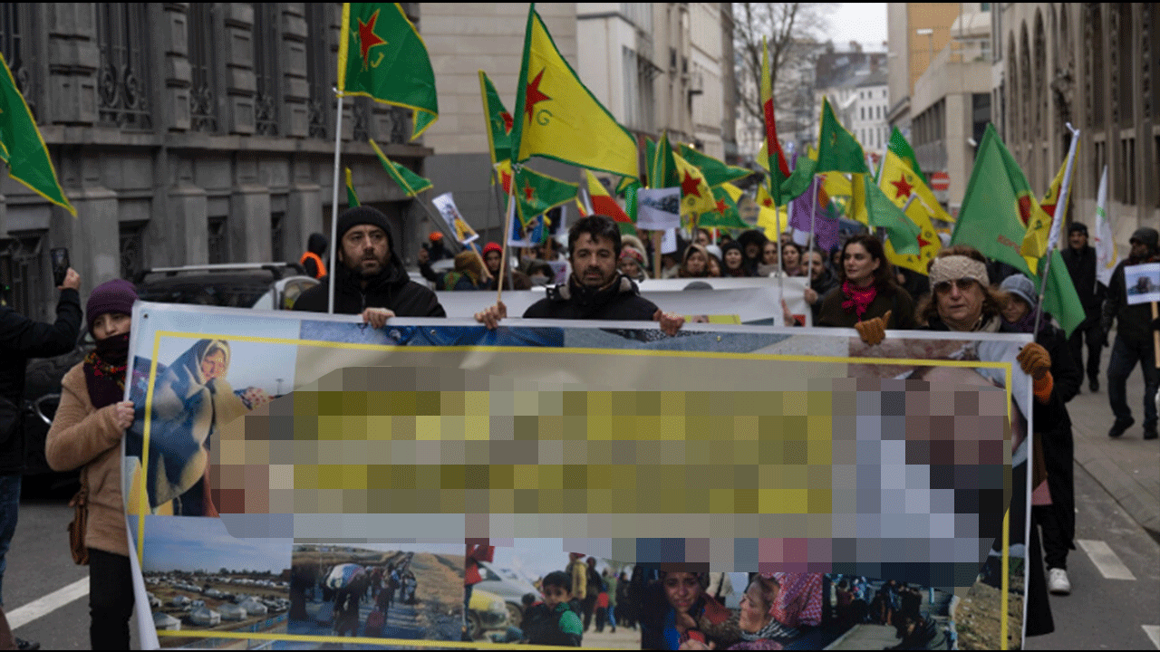 PKK/YPG Avrupa’da zırlamaya başladı! AP önünde eylem yapan PKK’lılar Türkler bizi yok ediyor’ Yardım edin diye bağırdılar