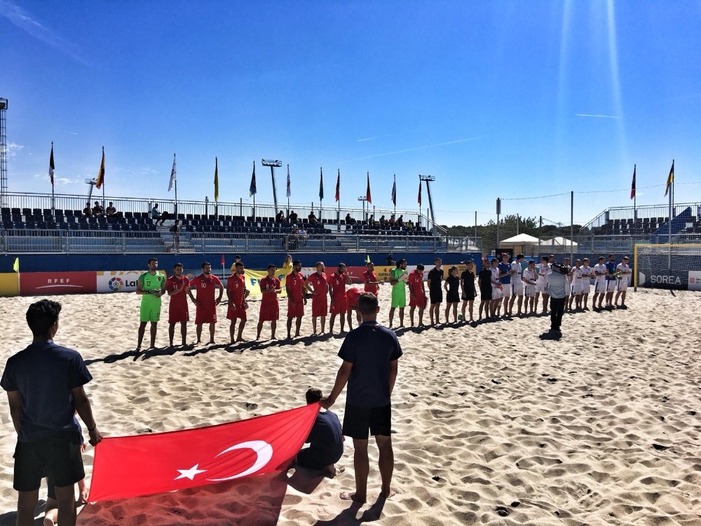 Plaj Futbolu Milli Takımı, Çekya’yı 5-1 yendi 
