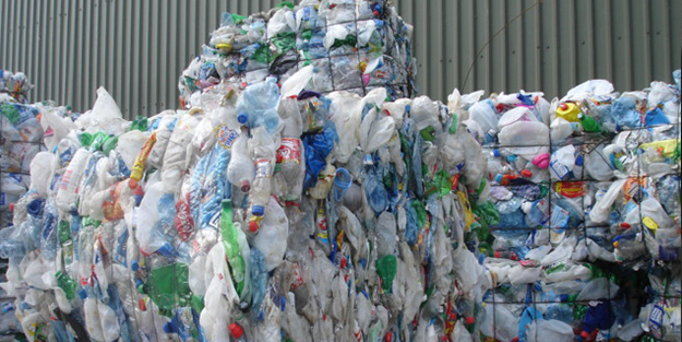 Plastik geri dönüşümünde sert hamle: 1 Milyar dolar kar getirdi!