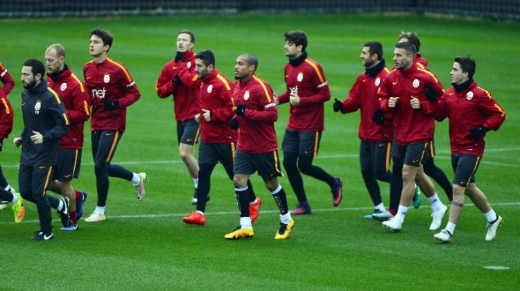 Podolski 1 ay sonra...