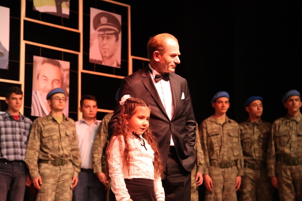 Polatlı’da ’Şahadet Devletin Asil Evlatları’ oyunu sahnelendi 