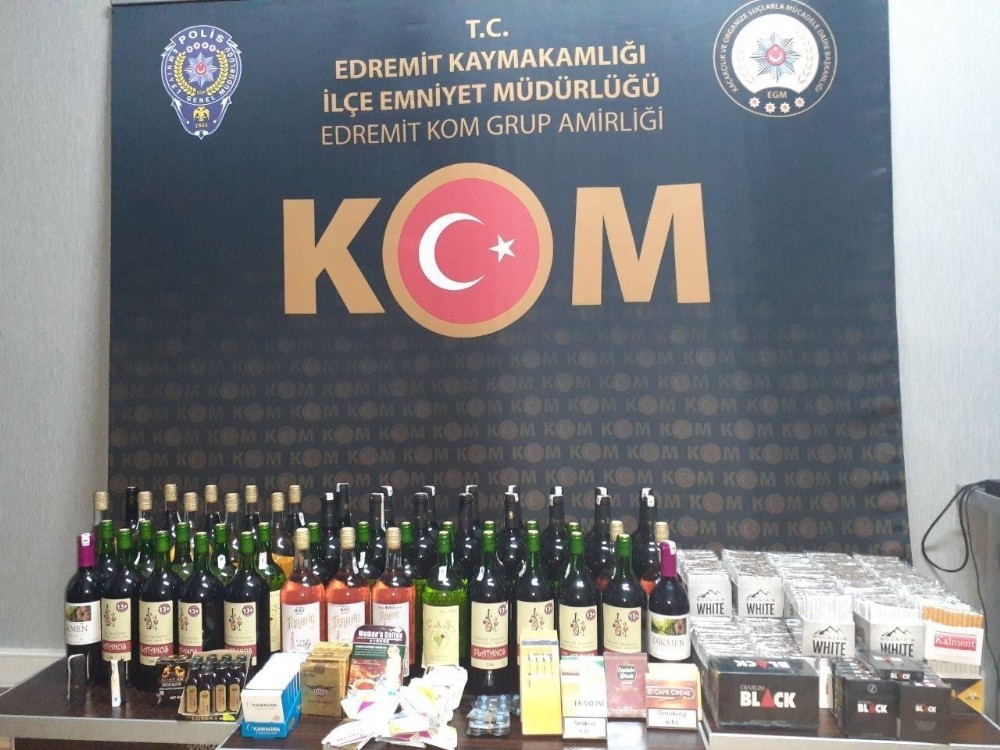 Polis 2.5 milyon TL değerinde kaçak ürün ele geçirdi 