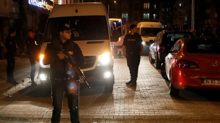 Polis ablukaya aldı! O ilçe karışık