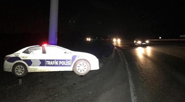 Polis aracı maketinden kaçtılar, gerçek polise yakalandılar