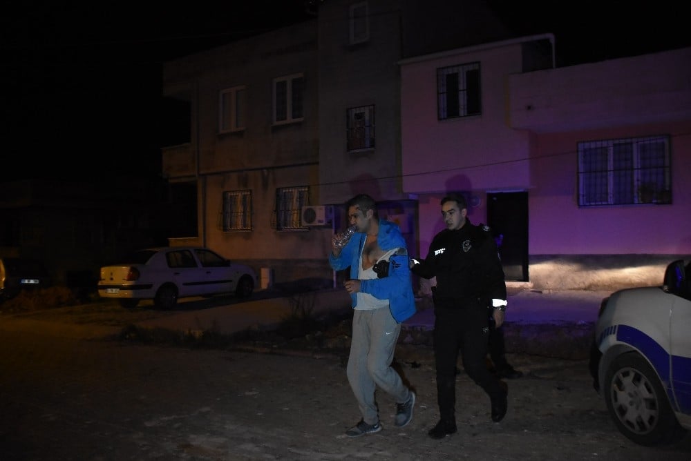 Polis aracına çarpan sürücü yakalanınca” kusura bakmayın” dedi 