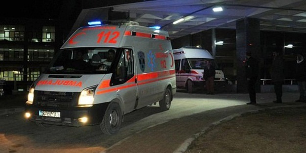 Polis aracına roketli saldırı