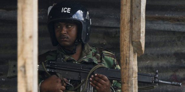 Polis cinneti: 8 polis öldü