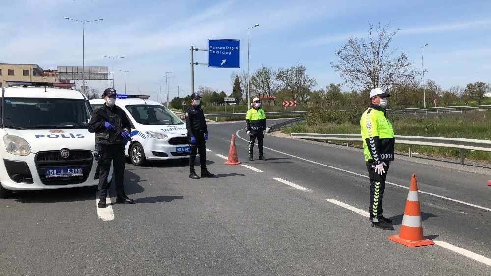 Polis ekiplerinin denetimi sürüyor 