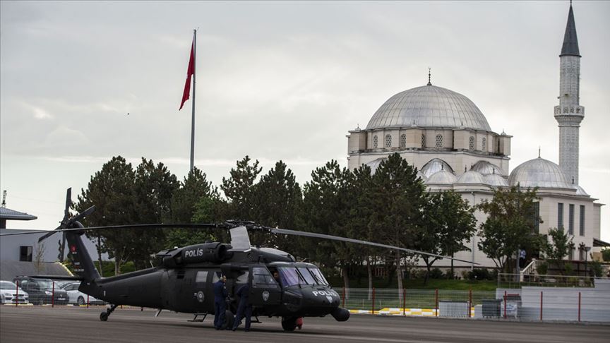 Polis havacılık birimine helikopter firmalarından 'operasyonel hazırlık ve bakım performansı' ödülü
