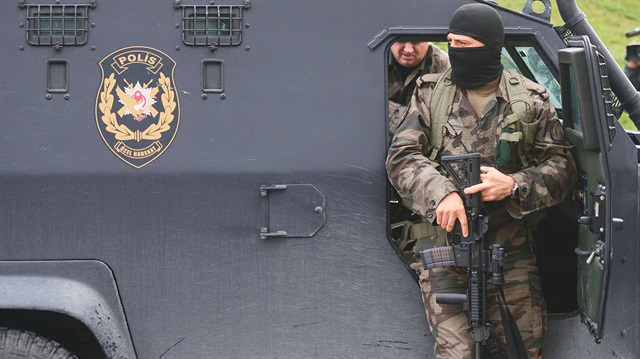 Polis her yerde bu alçakları arıyor