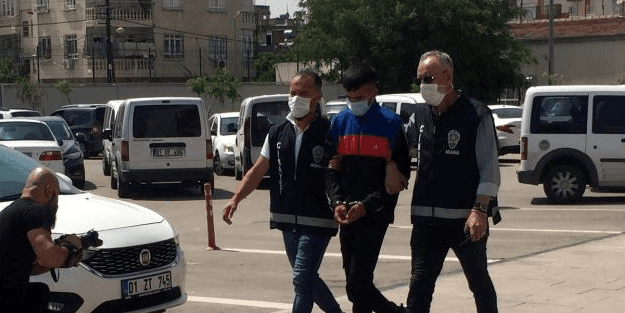 Polis, işçi kılığına girip katili yakaladı