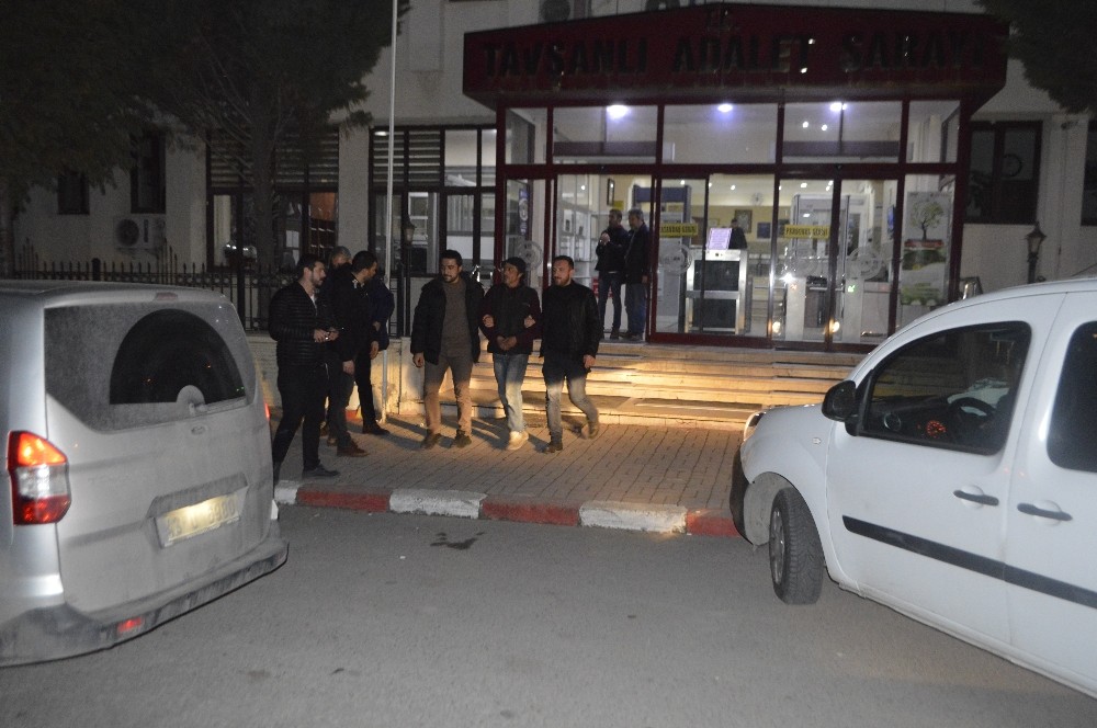 Polis kasa hırsızlarını kısa sürede yakaladı 