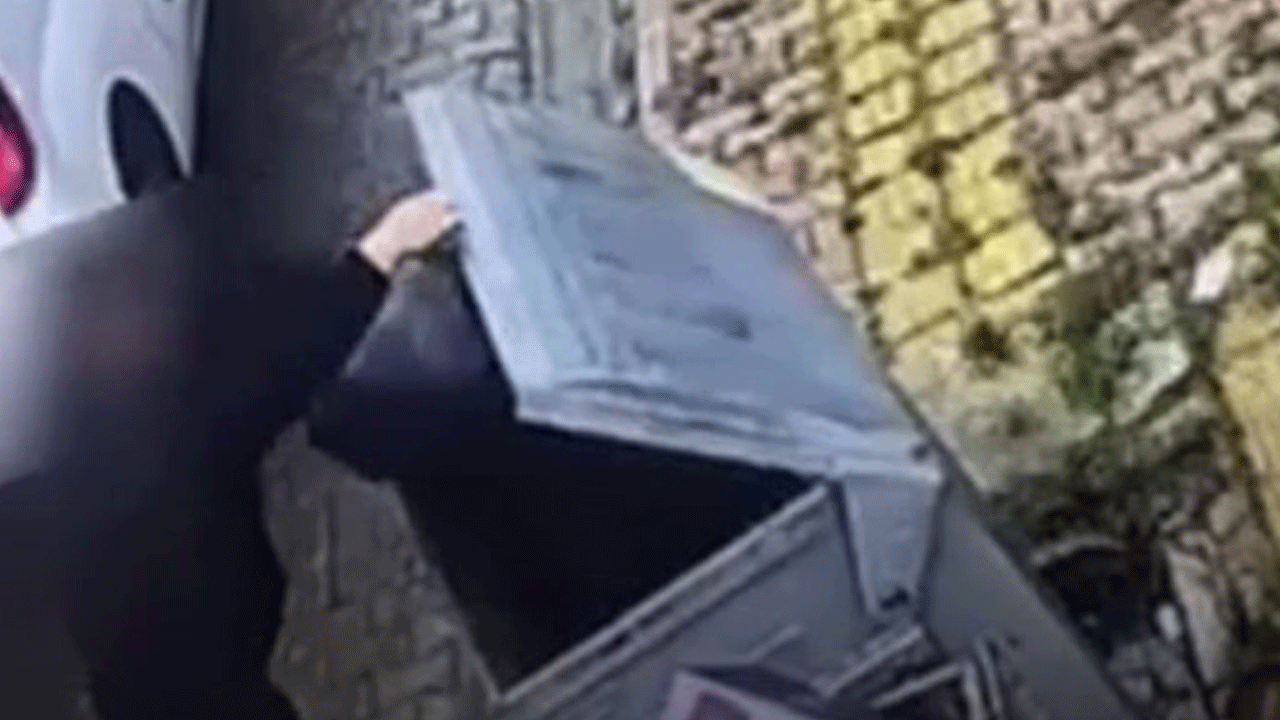 Polis korkusu bunu yaptırdı: Şaşkına çeviren uyuşturucu ticareti!