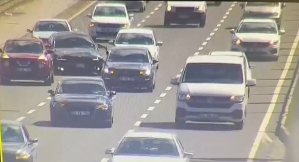 Polis makas atan sürücüye gereğini yaptı!