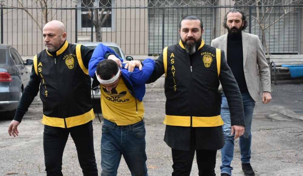 Polis memurunu bıçaklayan şüpheli tutuklandı 