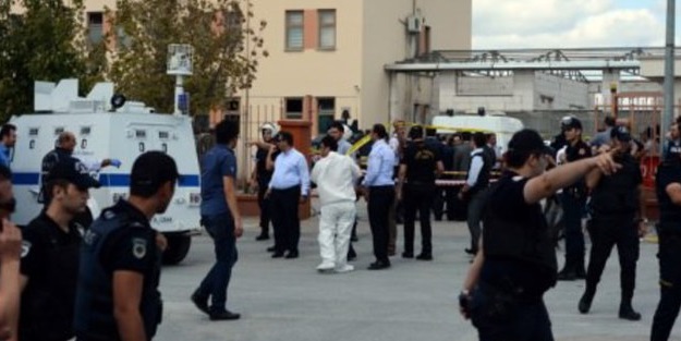 Polis merkezine silahlı saldırı düzenlendi