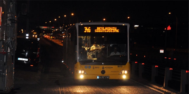 Polis, metrobüs durağında öyle bir şey ele geçirdi ki...