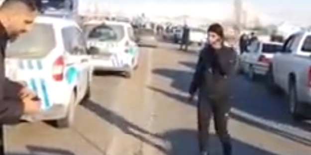 Polis önce yardım tırlarını ardından yağmacıları kurtardı