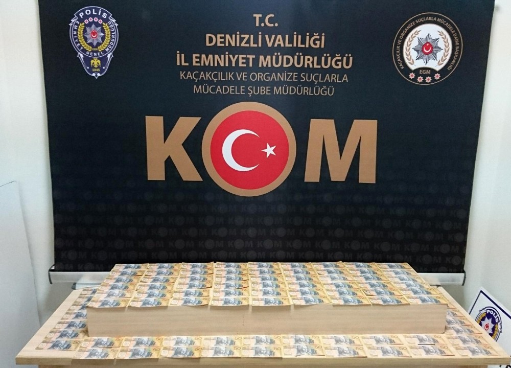 Polis sahte 50’lik banknot halinde 235 adet Avustralya Doları ele geçirdi 