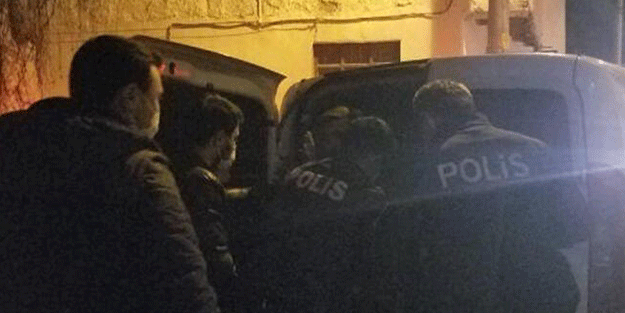 Polis ve itfaiyeye saldıran 3 kişiye sosyal mesafeyi ihlalden para cezası